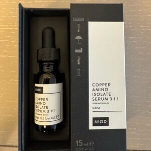 Copper Amino Isolate Serum 3 1:1 - Black and White